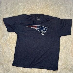 NFL Team apparel patriots logo tshirt size XL heathered blue